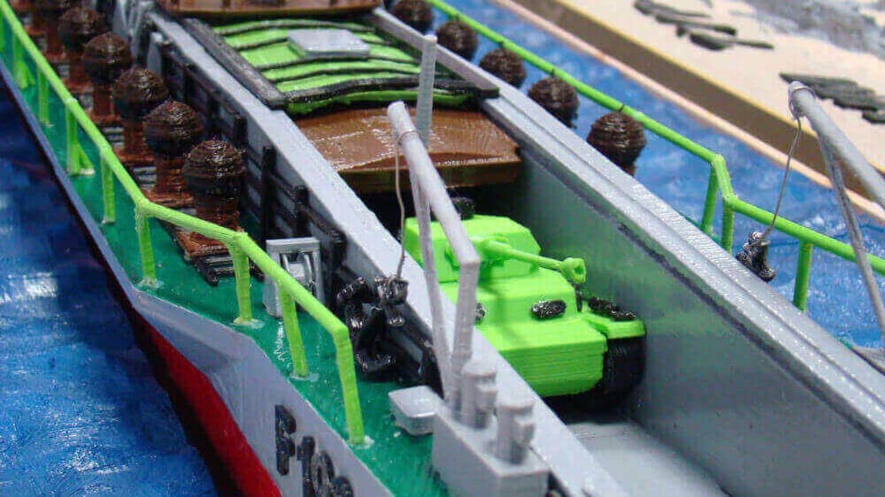 3D Printed Shipwreck Model Built by High School Students ...