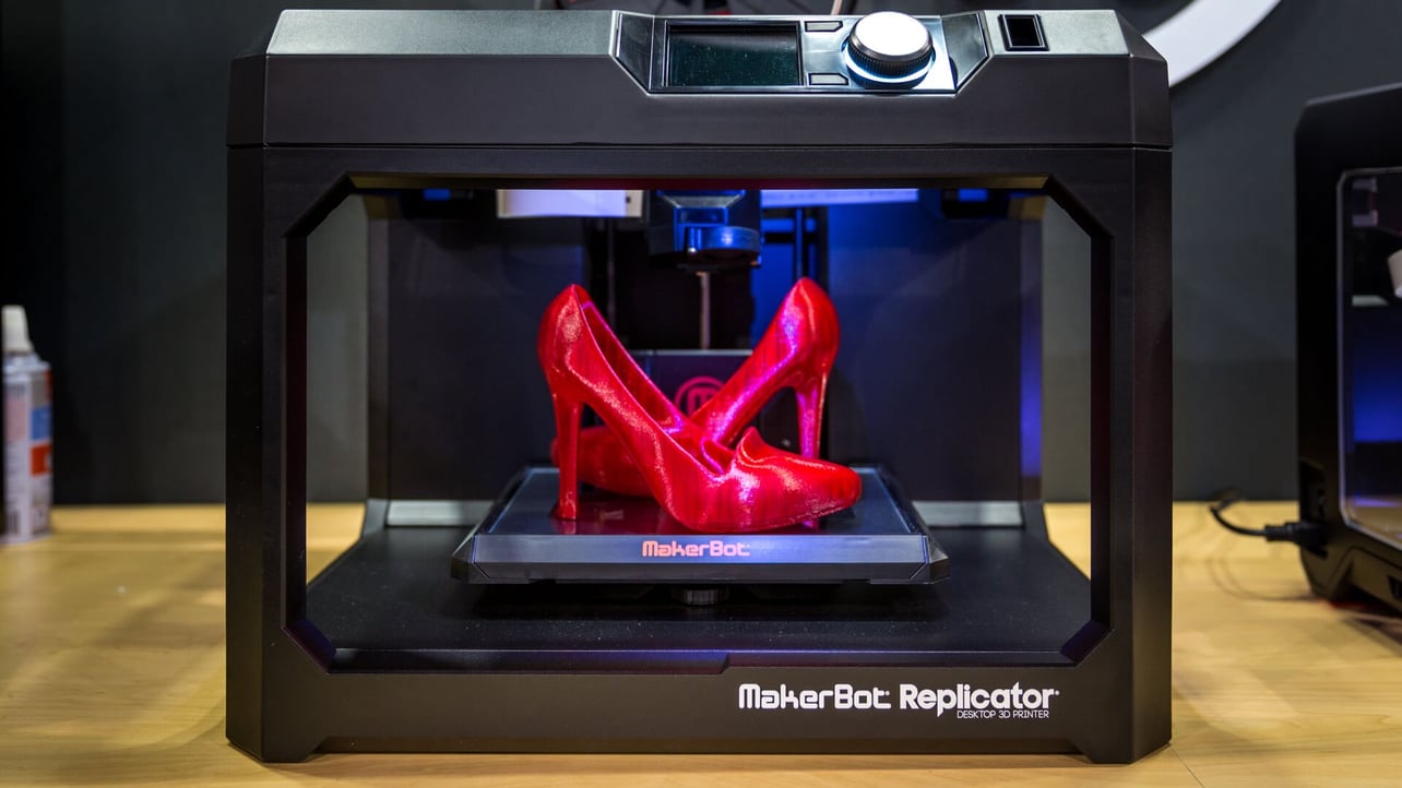 10 Cheap and Affordable 3D Printers to Buy - Hongkiat