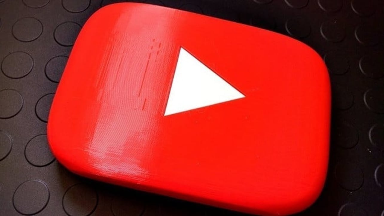 Featured image of 25 Best YouTube Channels About 3D Printing