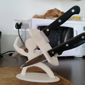 Obraz rzeczy do wydrukowania 3D: 40 pomysłów na druk 3D w domu: stojak na nóż Spartan