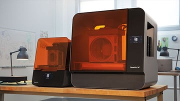 Obraz najlepszych drukarek 3D dla firm: Formlabs Form 3 / 3L