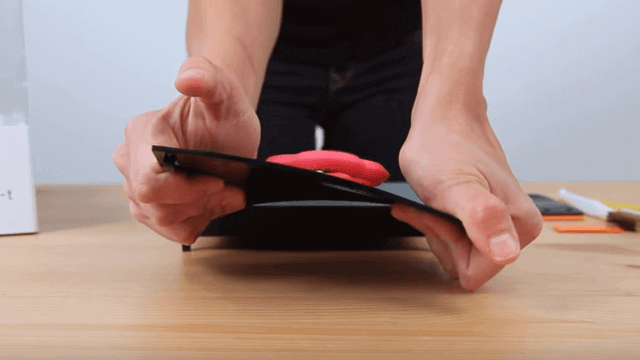 Featured image of 6 Safe Ways How To Remove 3D Prints From The Bed