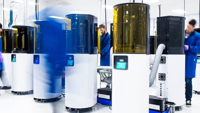 Featured image of Decision Maker’s Guide to Resin 3D Printers & Materials