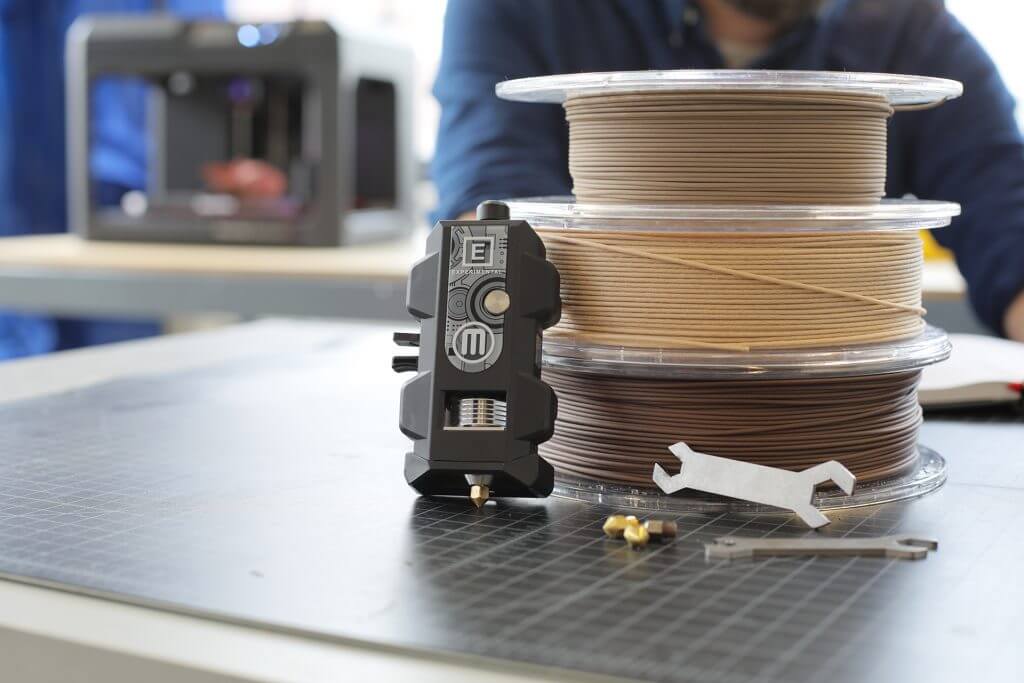 What Is The MakerBot Labs Experimental Extruder? | All3DP