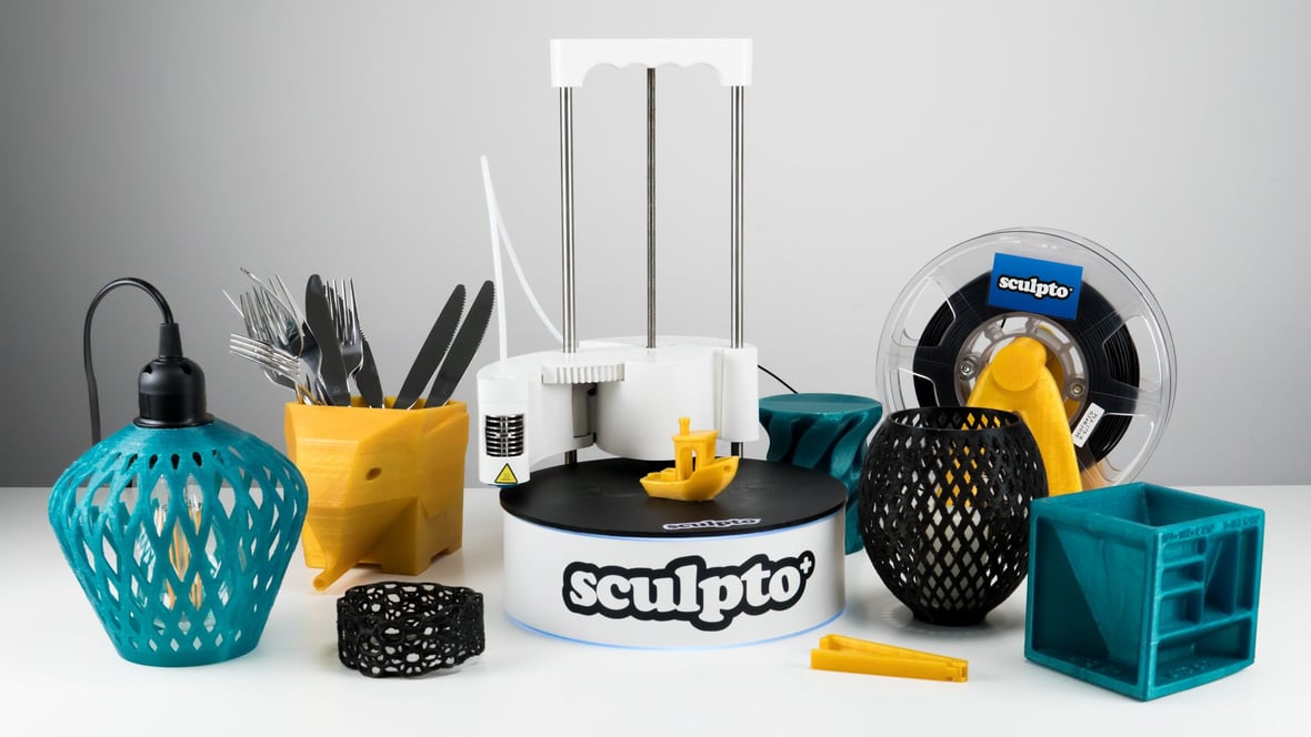 Featured image of Sculpto+ (Plus) 3D Printer Review: Swiveling out of the Norm