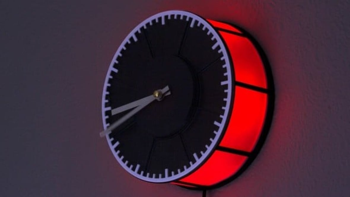 Featured image of [Project] Turn Old Filament Spools into a 3D Printed Clock