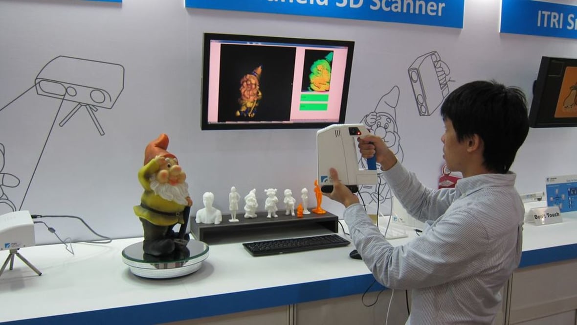Featured image of 3D Scanner for 3D Printer: What to Consider & Which to Buy