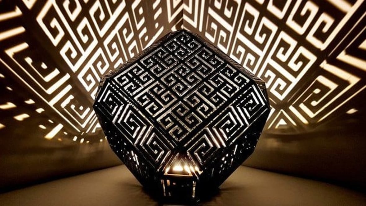 Featured image of [Project] Create Captivating Patterns with a 3D Printed Greek Meander Lamp