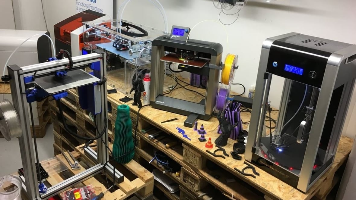 Featured image of The Types of FDM 3D Printers: Cartesian, CoreXY, & More