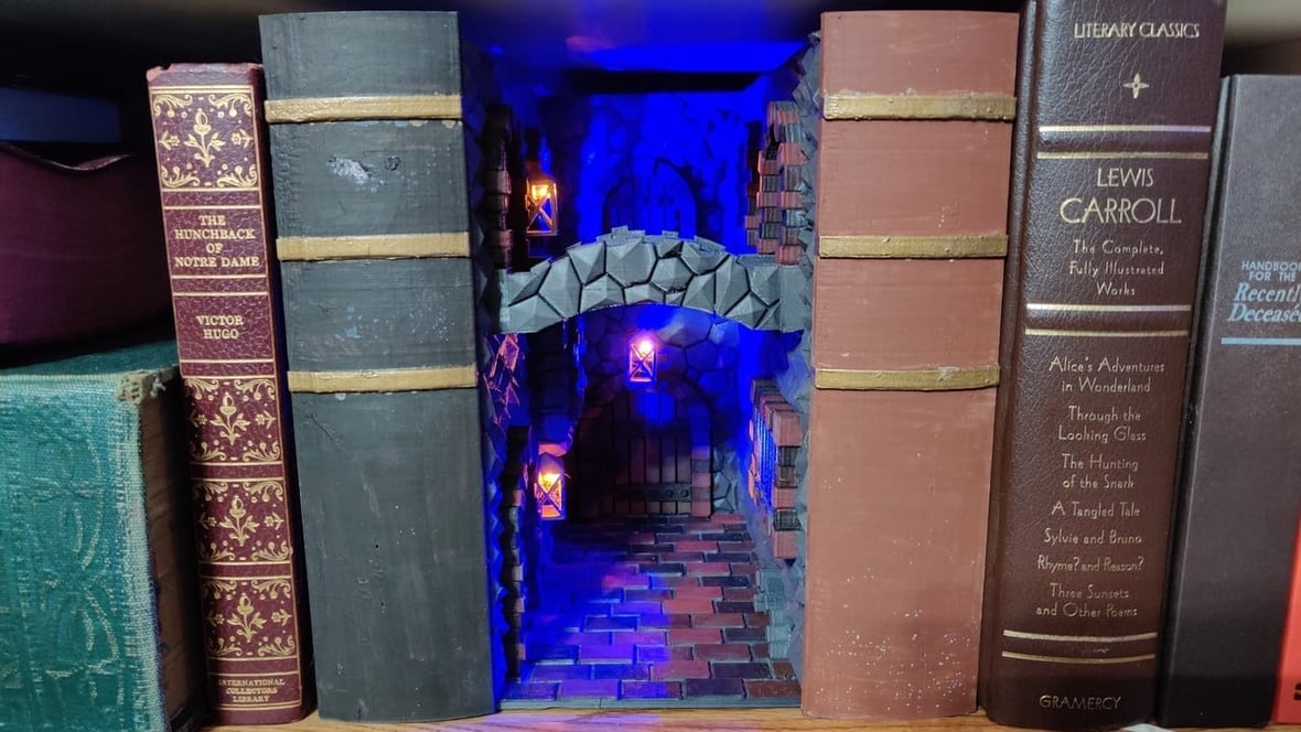 Featured image of 3D Printed Book Nook: 8 Beautiful Models for Book Lovers