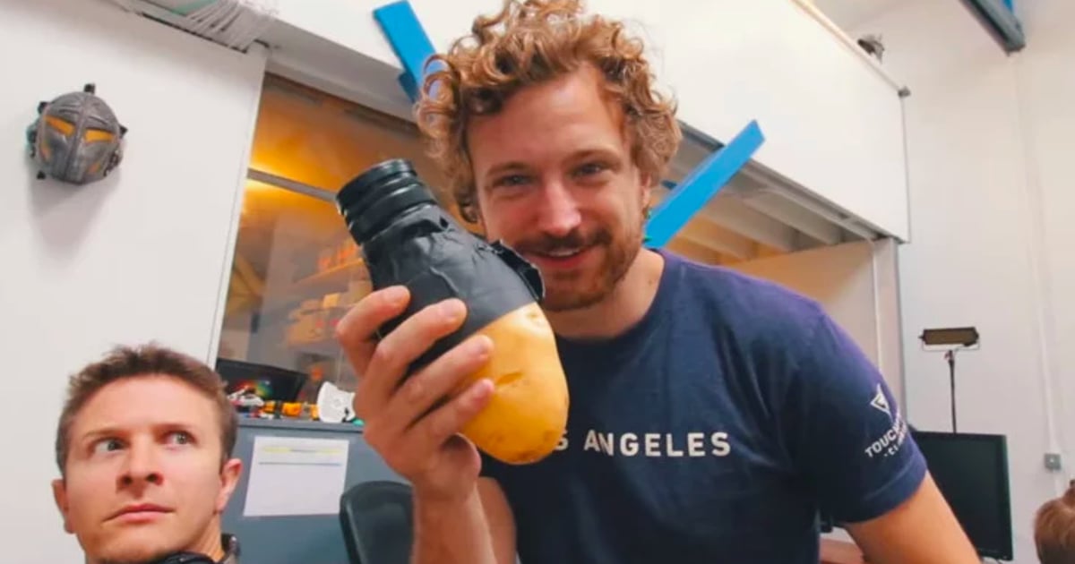 Pro Photographers take "Potato Camera" Literally to Find Out if they