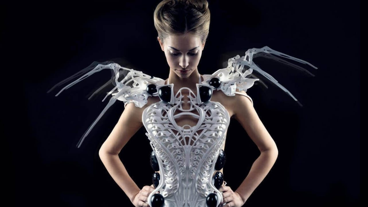 Featured image of Wipprecht Talks 3D Printed Spider Dress, FashionTech