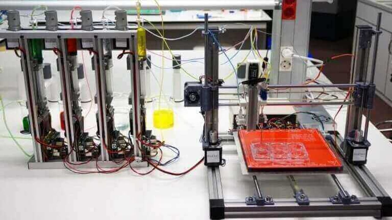 Featured image of Scientists Develop a 3D Bioprinter that Prints Human Skin