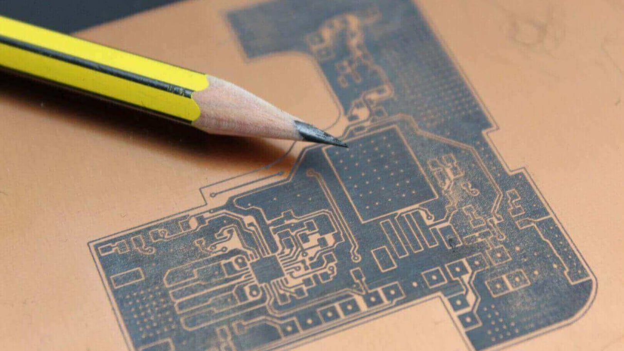 Featured image of Thanks To New Laser Module, FABtotum 3D Printer Now Can Make PCBs