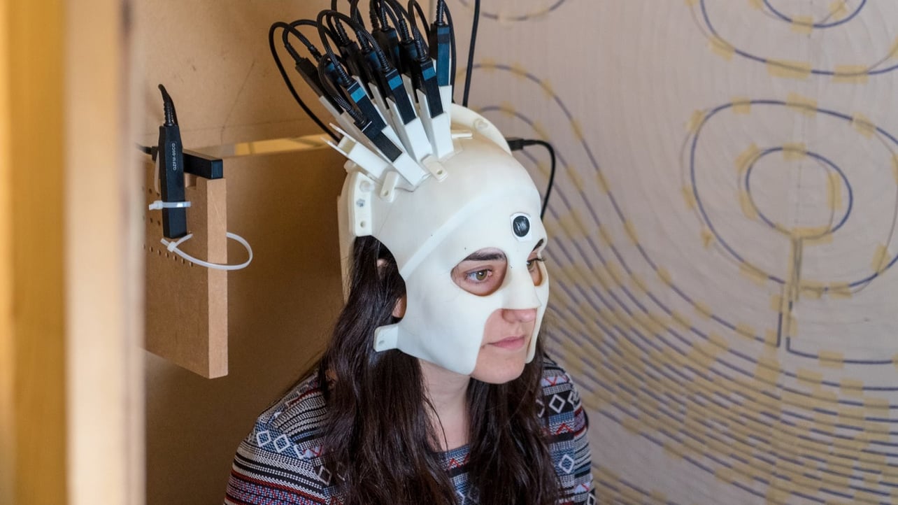 Featured image of Play Ping Pong While Wearing a 3D Printed Brain Scanner?
