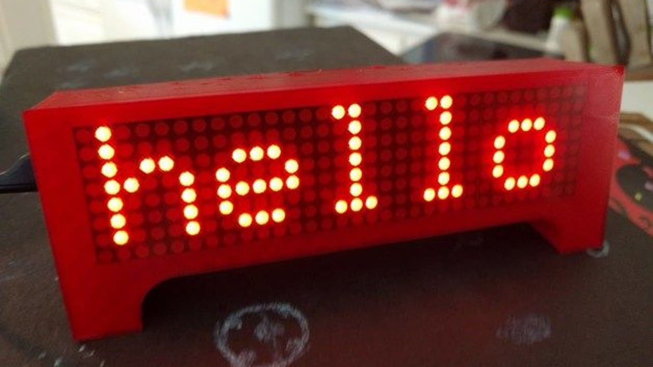 Featured image of [Project] Get Your Message Across with this 3D Printed LED Marquee Scroller
