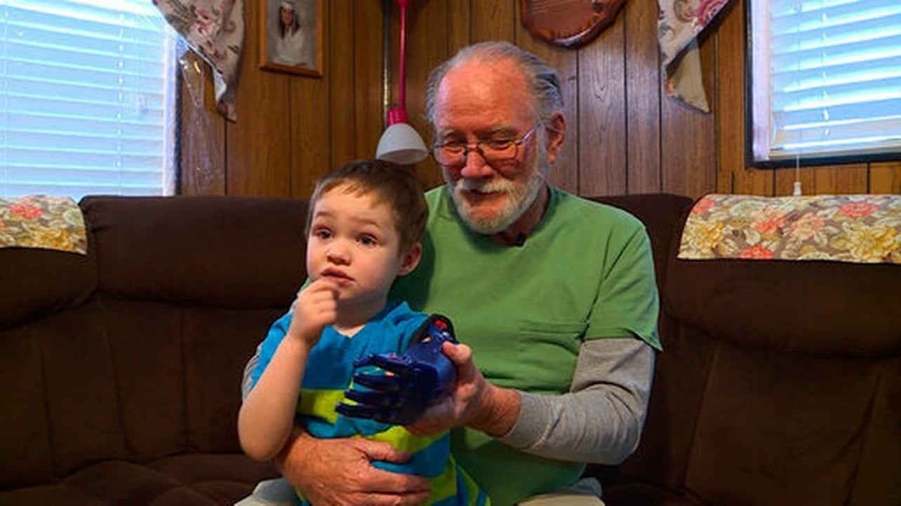 Featured image of 3-Year-Old Boy Gets 3D-Printed Prosthetic Arm From Family Friend