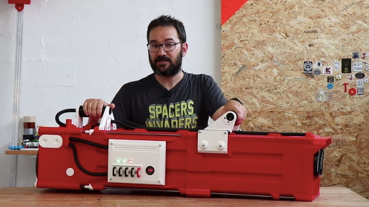 Featured image of YouTuber 3D Prints World’s Largest Nerf Gatling Gun