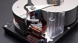 Featured image of Drive rack for three hard drives