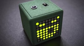 Featured image of Adafriend is a Virtual Pet Cube for Maker