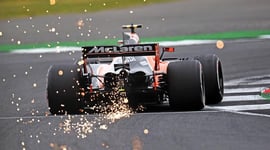 Featured image of Formula One Team McLaren Goes 3D
