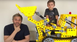 Featured image of YouTuber Creates a Giant Classic LEGO Bulldozer Kit from 1979