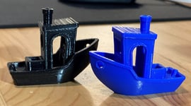 Imagem de destaque Filamento PETG vs PLA (impressão 3D): as diferenças