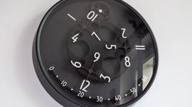 Featured image of Upgrade Your Wall With This Printable Wandering Hour Clock