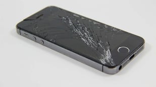 Featured image of 3D Printed Self Healing Gel Can Repair Your Smashed Phone Screen