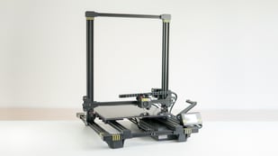 Featured image of Anycubic Chiron Review: Best Bed You’ll Never Sleep In