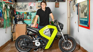 Featured image of Polish Electric Motorbike Brand Falectra Developed 3D Printed Prototype with Zortrax