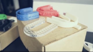 Featured image of Floss All Your Teeth at Once with the Custom-Fitted and 3D Printed UFloss