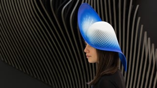 Featured image of Zaha Hadid Architects H-Line Hat Reflects Artist’s New York Condos