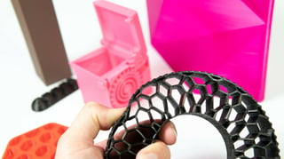 Featured image of How to 3D Print Rubber: Filaments, Resins, Services