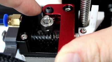 Slipping Clicking Extruder: 7 Ways to Fix It | All3DP