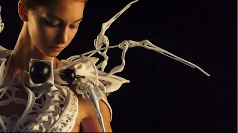 Featured image of The 3D Printed “Spider Dress”