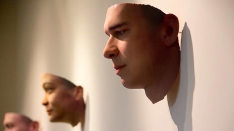 Featured image of DNA from Cigarette Butts Turned into 3D Printed Portraits