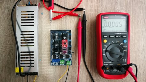 Featured image of Vref Calculator: How to Tune Your Stepper Driver