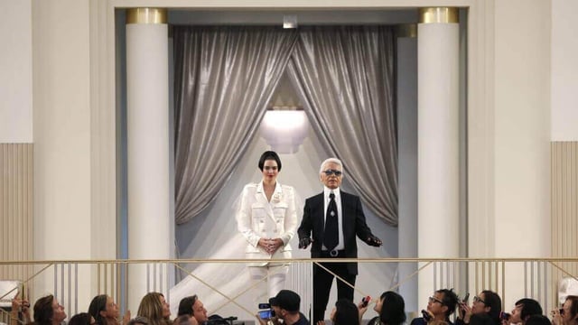 Featured image of 3D Printed Clothing: Karl Lagerfeld shows Chanel Collection
