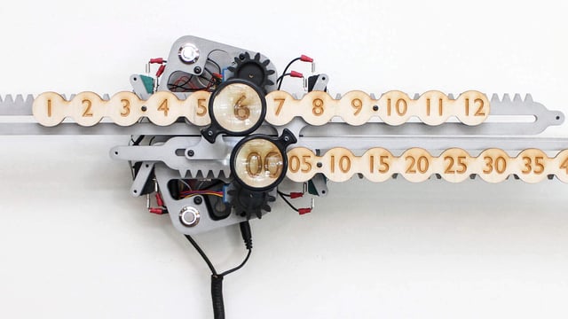 Featured image of This Perpetual Clock is Made with Arduino & 3D Printing