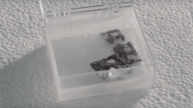 Featured image of Researchers 3D Print Impossibly Light Graphene In a Freezer