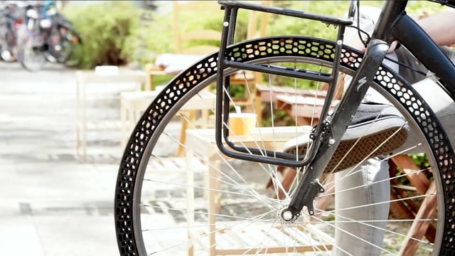 Featured image of Upgrade Your Ride with a 3D Printed Airless Bicycle Tire?