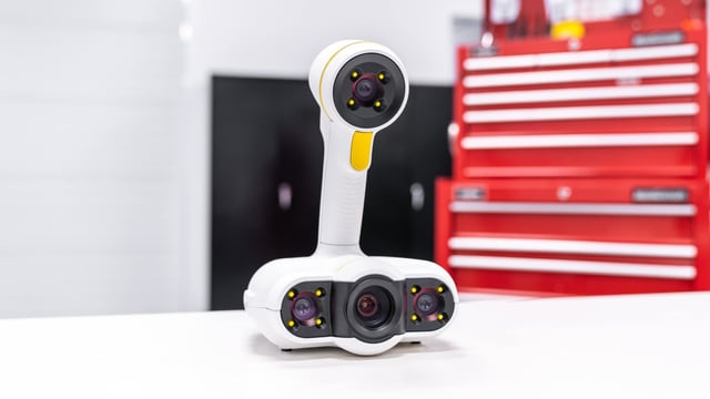 Featured image of Peel 3D Launches Second 3D Scanner “Peel 2”, Now with Three Cameras