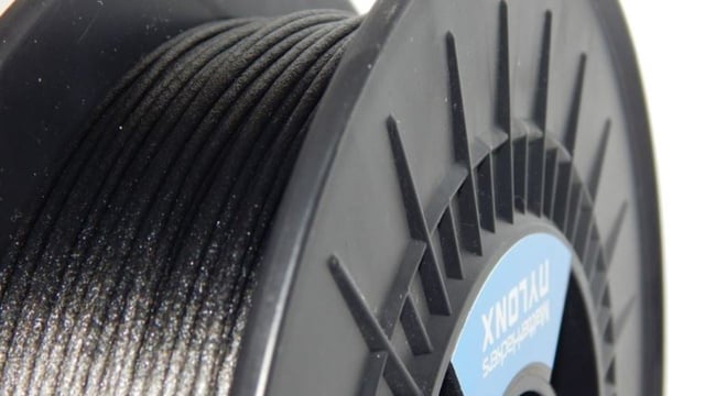 Featured image of MatterHackers NylonX Filament Review