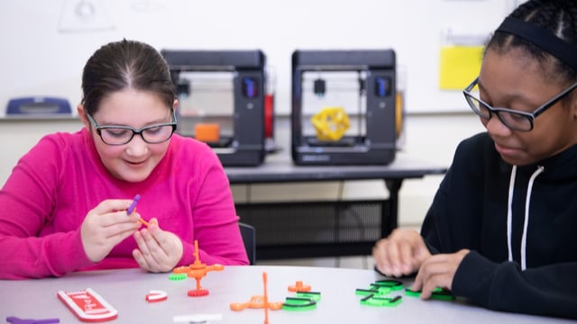Featured image of MakerBot Broadens 3D Printing in Schools with Sketch Classroom