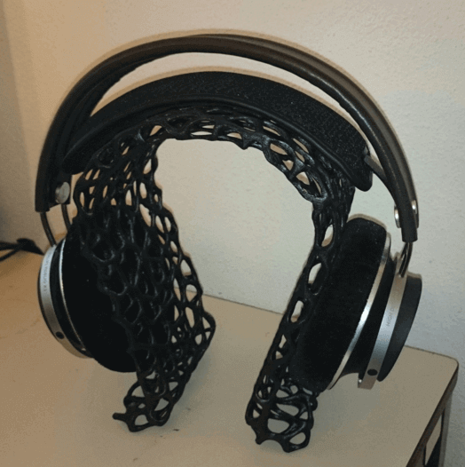 Make those expensive pair of headphones get some attention. (source: Thingiverse)