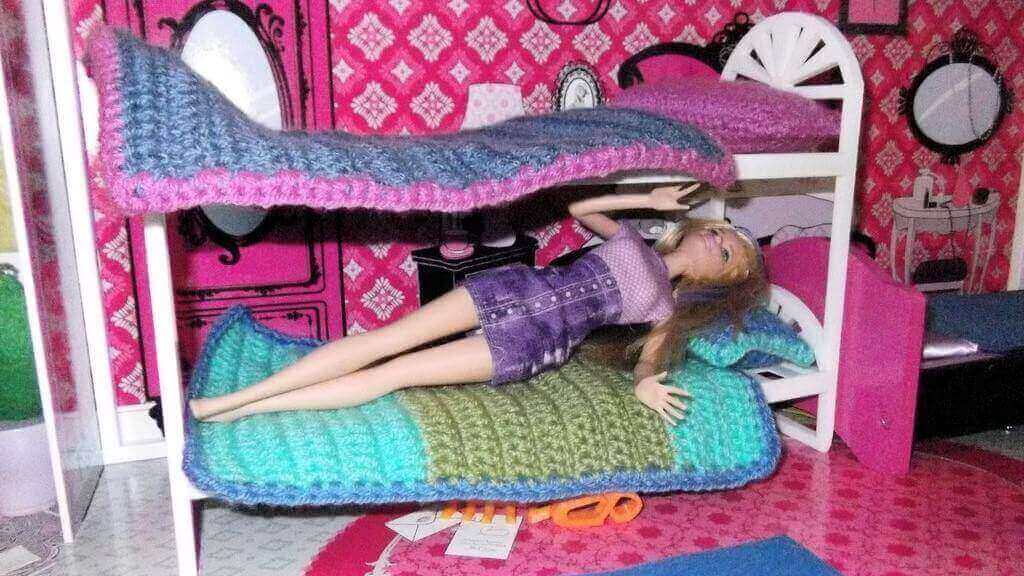 Image of DIY Barbie Accessories: Bunk Beds