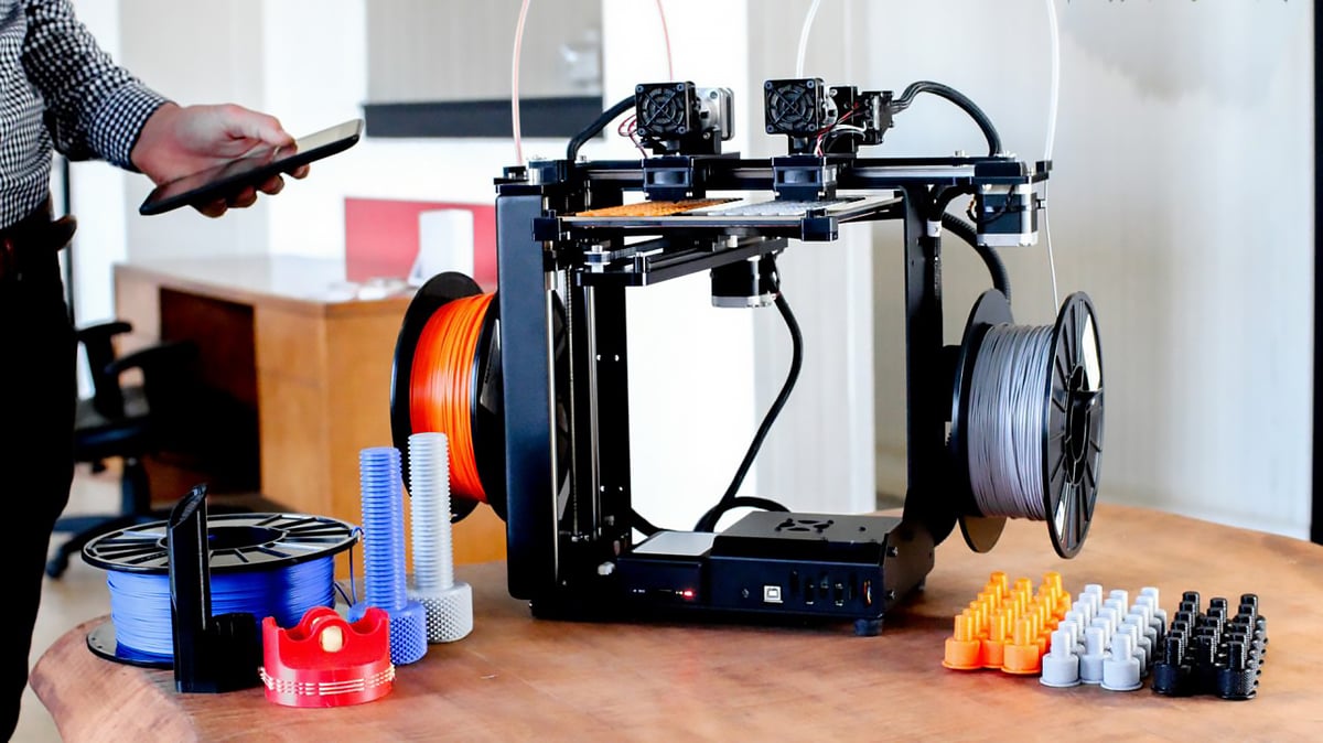 Image of MakerGear M3-ID 3D Printer: Review the Specs: Features