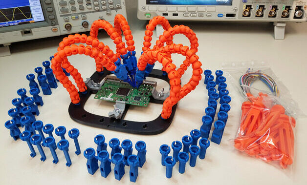 Image of: 24. PCB Workstation with Articulated Arms