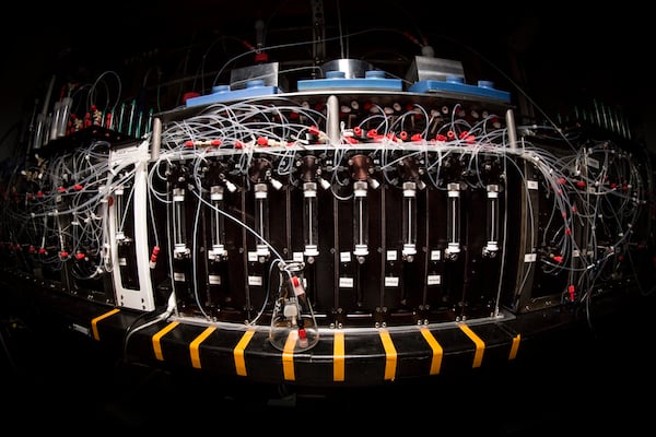 Molecular 3D printer developed by the HHMI group.